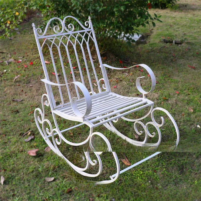 European-style old garden wrought iron rocking chair patio villa balcony outdoor princess style single back lounge chair