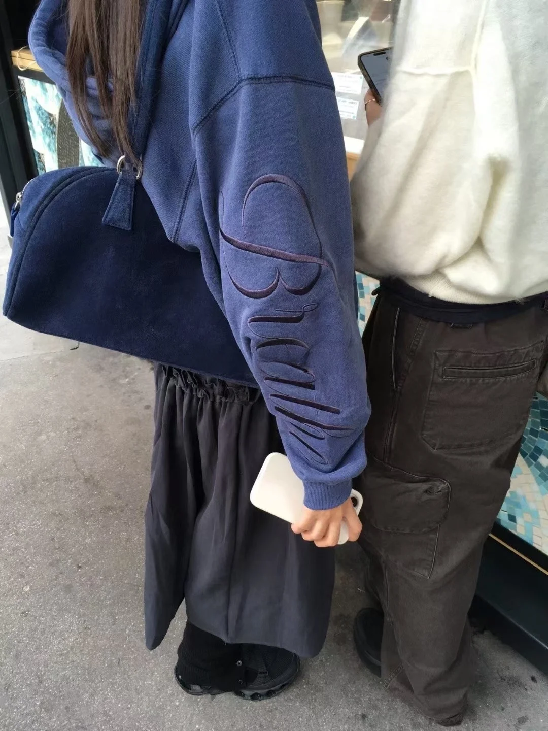 

Уличная повседневная толстовка-куртка с двойной молнией, вышивкой и эффектом похудения, женская короткая куртка в корейском стиле для города, ветрозащитная