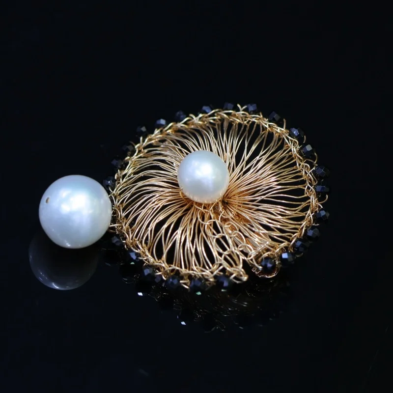 

SGARIT Fashion Pearl Jewelry DIY Handmade 14k Filled Gold Natural Freshwater Pearl with Black Spinel Round Brooch Jewellery