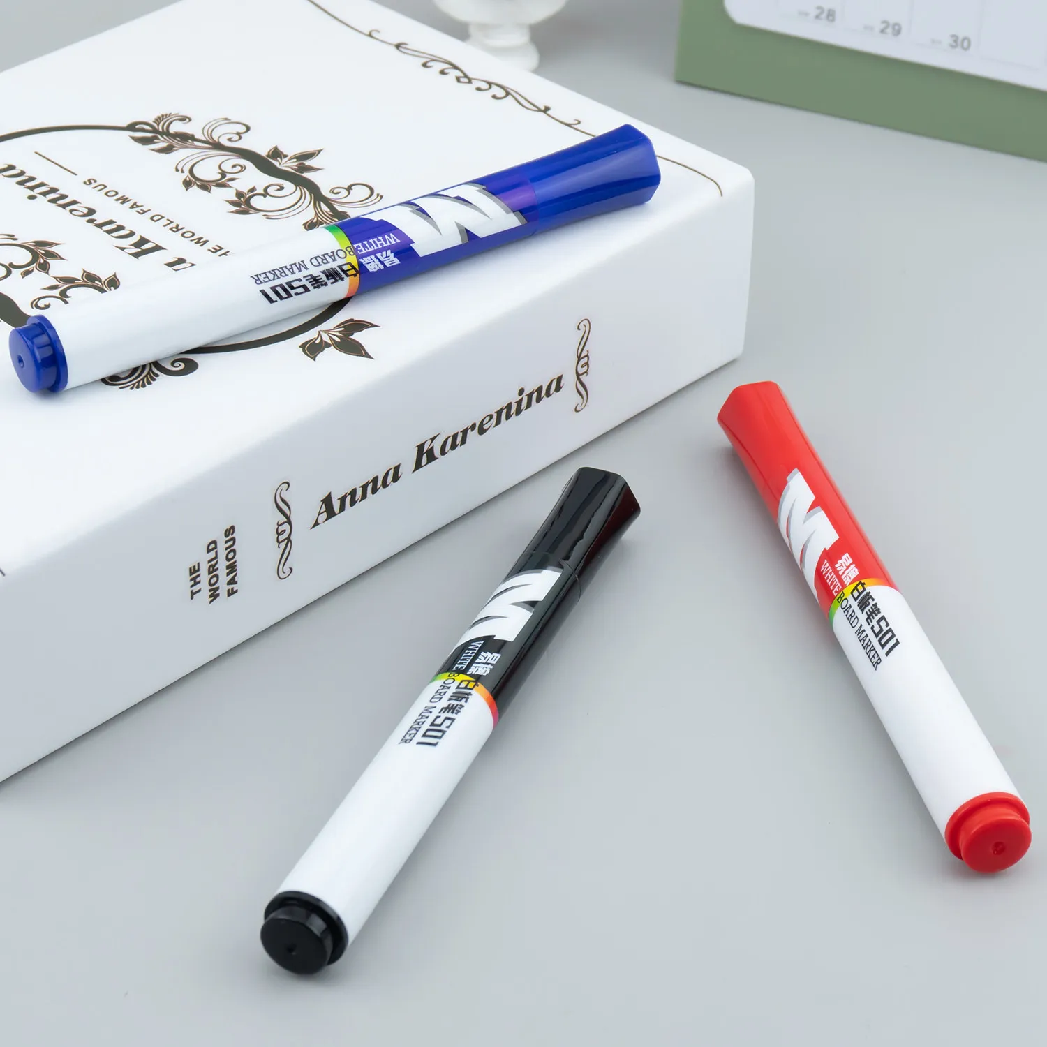 M&G Dry‑Erase Whiteboard Marker 2201 Erasable Large‑Capacity Water‑Based Fiber Tip Pen Easy Wipe for Teachers Black Red Blue