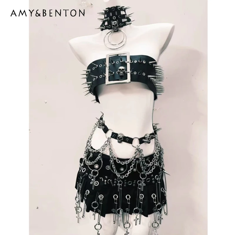 

Punk Heavy Metal Necklace Women Tube Top Goth New Waist Chain Hollow Out Sweet Cool Hot Girl Rivet Pleated Skirt Suit Ladies
