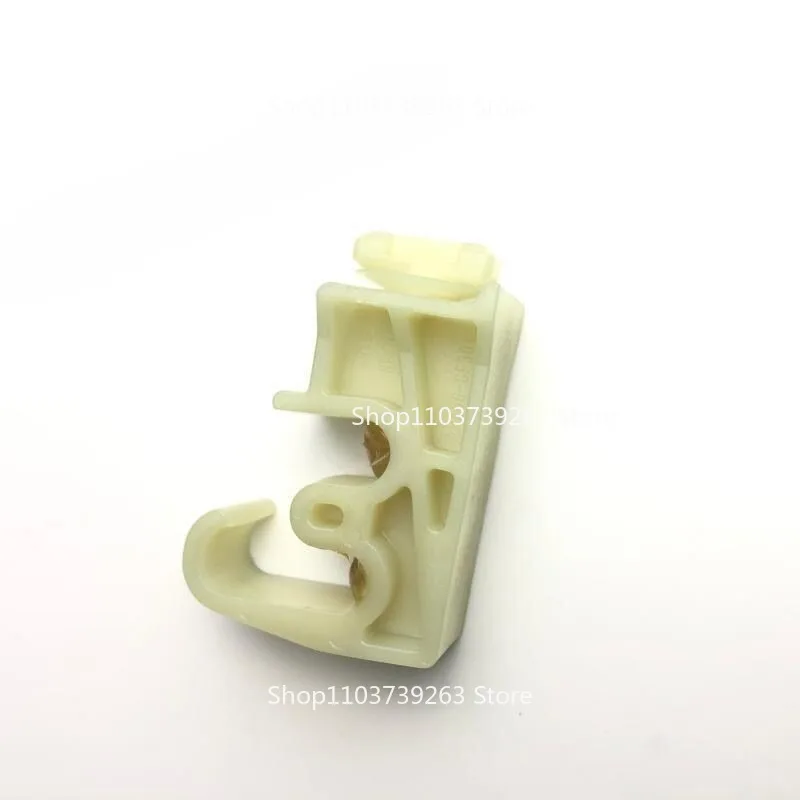 Suitable for Corolla Leiling Asian Lion Lingshang Bz3 Vios To Enjoy Trunk Cover Torque Bar Bracket Buckle
