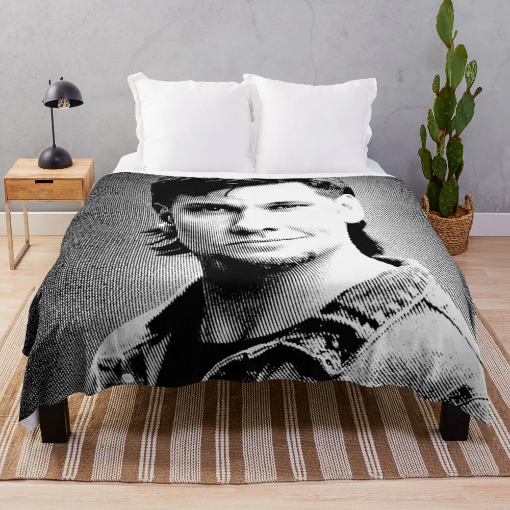 

Theo Von Black & White Portrait (Linocut) Throw Blanket Thin Flannel Fabric Decoratives Blankets Sofas Of Decoration Blankets