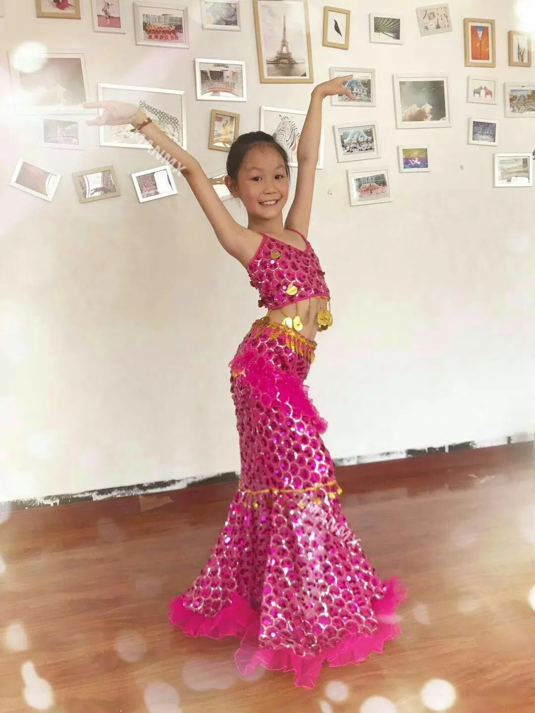 Annual surplus of ethnic minority costumes, Dai dance costumes, performance costumes, stage performance costumes