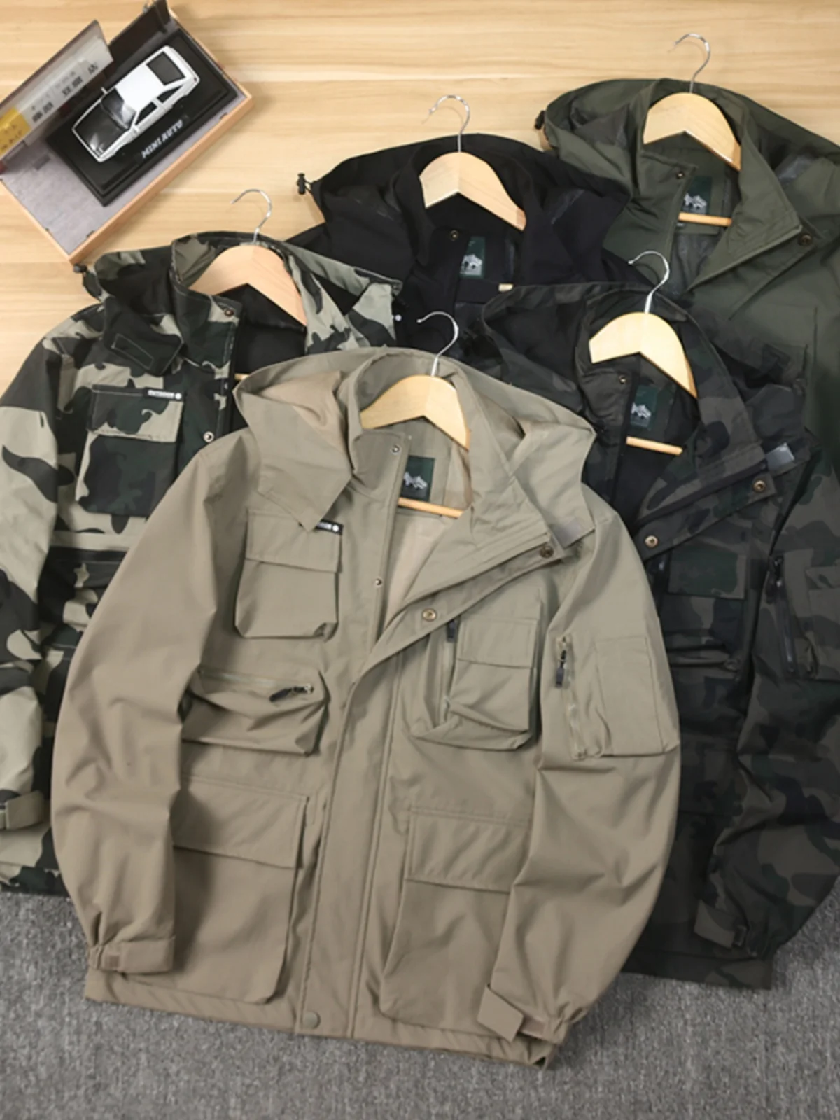 

Outdoor Workwear Windproof Breathable Autumn Men's Functional Jaet Hooded Multi-ket Workwear Coat Stand Fit Long Sve