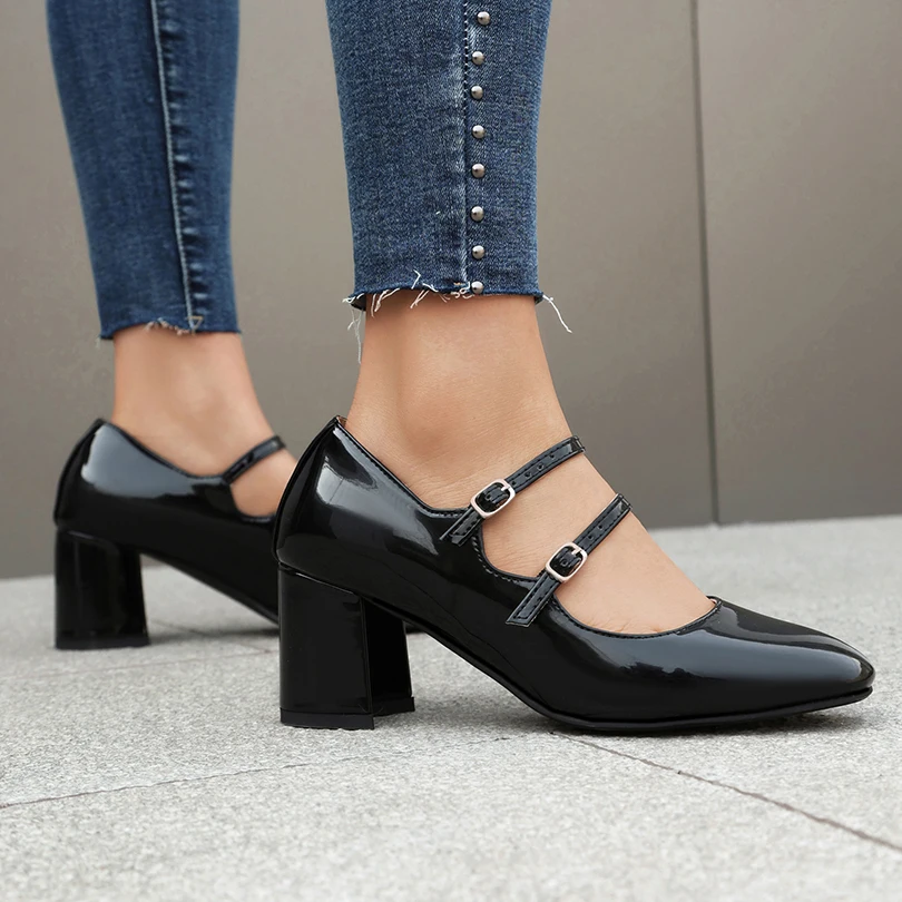 Plus Size Double Row Needle Buckle Breathable Mary Jane Shoes 2024 Spring New Shallow Thick Heel Hollow Out Office Pumps