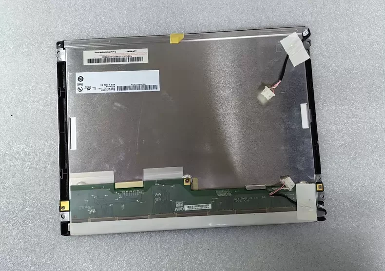 schermo-lcd-g121sn01-v3-da-121”-testato-e-intatto