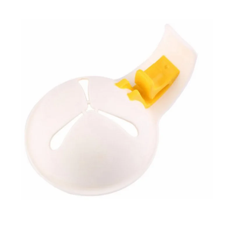 Egg white and yolk separator Can clamp the egg white filter on the edge of the bowl Small silicone egg separator Kitchen tools