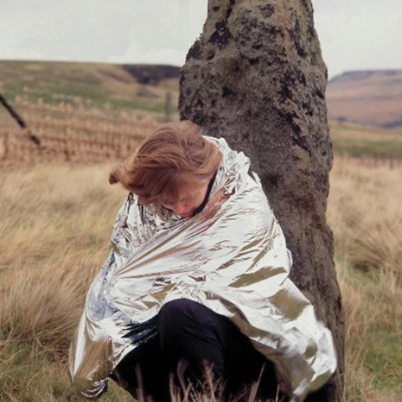 130*210 Outdoor Camping ผ้าห่มฉุกเฉินครีมกันแดดผ้าห่มกู้ภัยสัตว์เลี้ยง