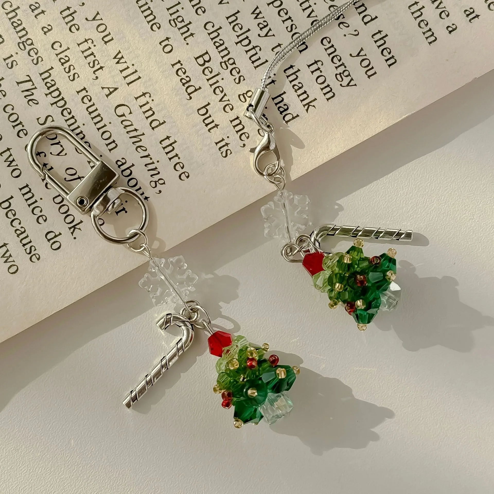 Christmas tree mobile phone pendant crystal beaded ccd earphone U disk pendant Christmas snowflake bag hanging key chain bag pen