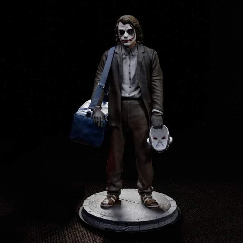 Resin Model Figure, 1/24 Scale Backpack Clown, GK, Unassembled and Unpainted Kit, 3D DIY Toy