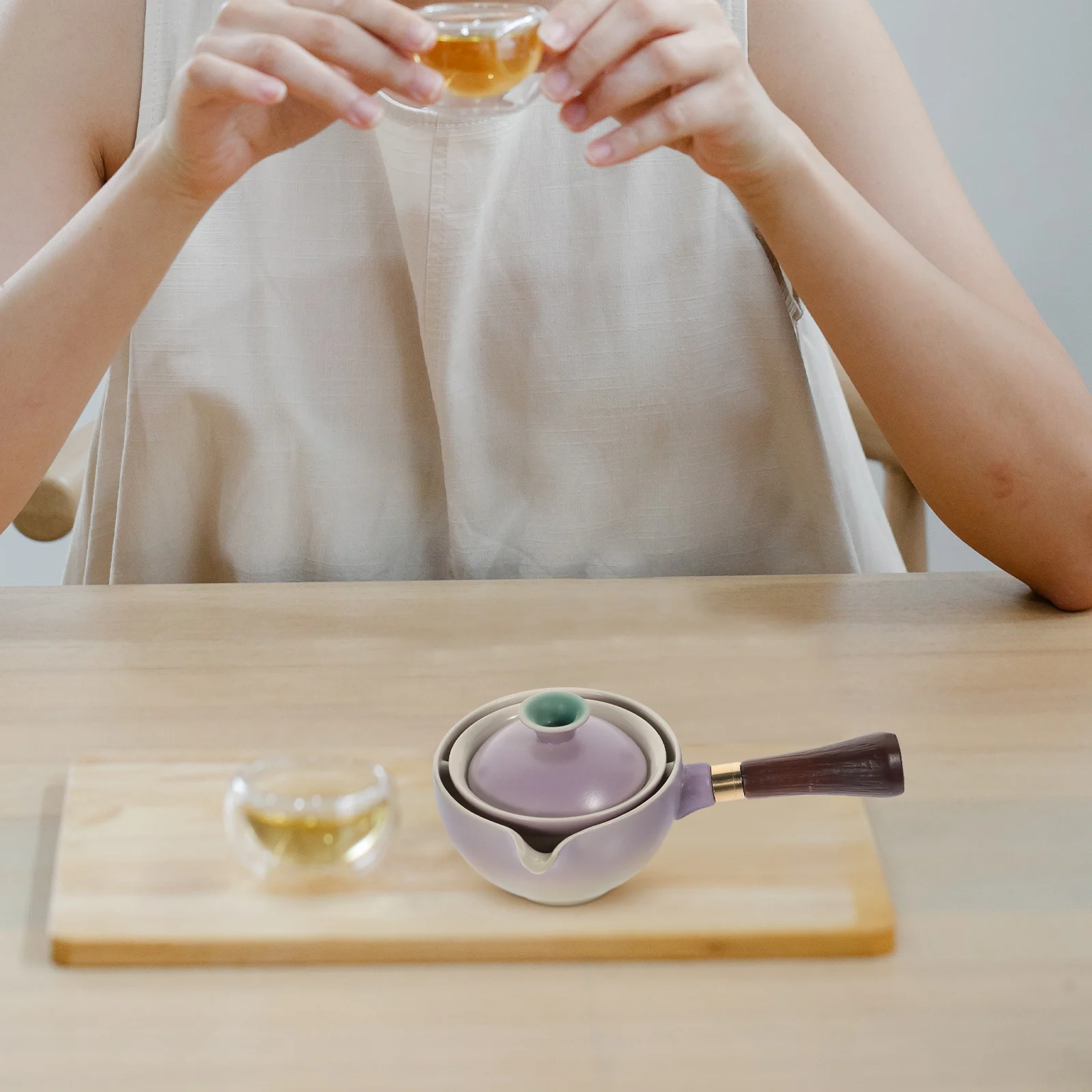 إبريق شاي سيراميك دوار 360 درجة مقبض جانبي دوار براد شاي للمنزل والمكتب والمطبخ بار استخدام شاي عملي محمول