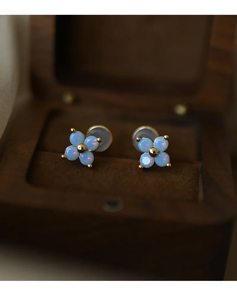 MM Flower-shaped Ear Clips Friendly To Those Without Ear Holes Spring Delicate Light Blue Four-leaf Clovers