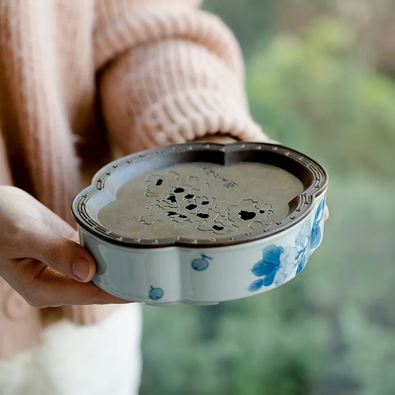 Niebieskie w stylu Retro ceramiczny suchy stół do parzenia czysta ręka malowany Loquat Begonia uchwyt do garnka zestaw do herbaty Kung Fu pojemnik