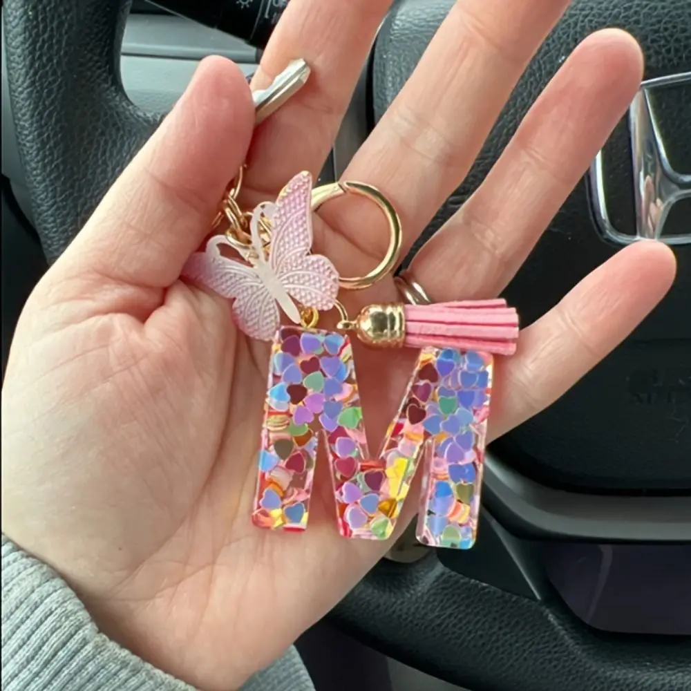 Creative Dreamy 26 Letter Keychain Sequin A-Z Butterfly Initial Keyring Tassel Butterfly Alphabet Key Chain Handbag DecorWomen