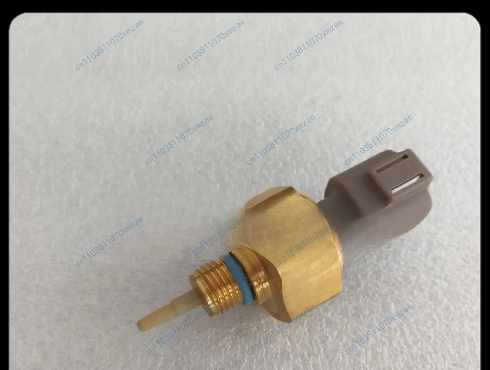 4921483 Motore a combustione interna Sensore motore QSL9 Macchinari minerari motori marini Spina di rilevamento temperatura 4921483