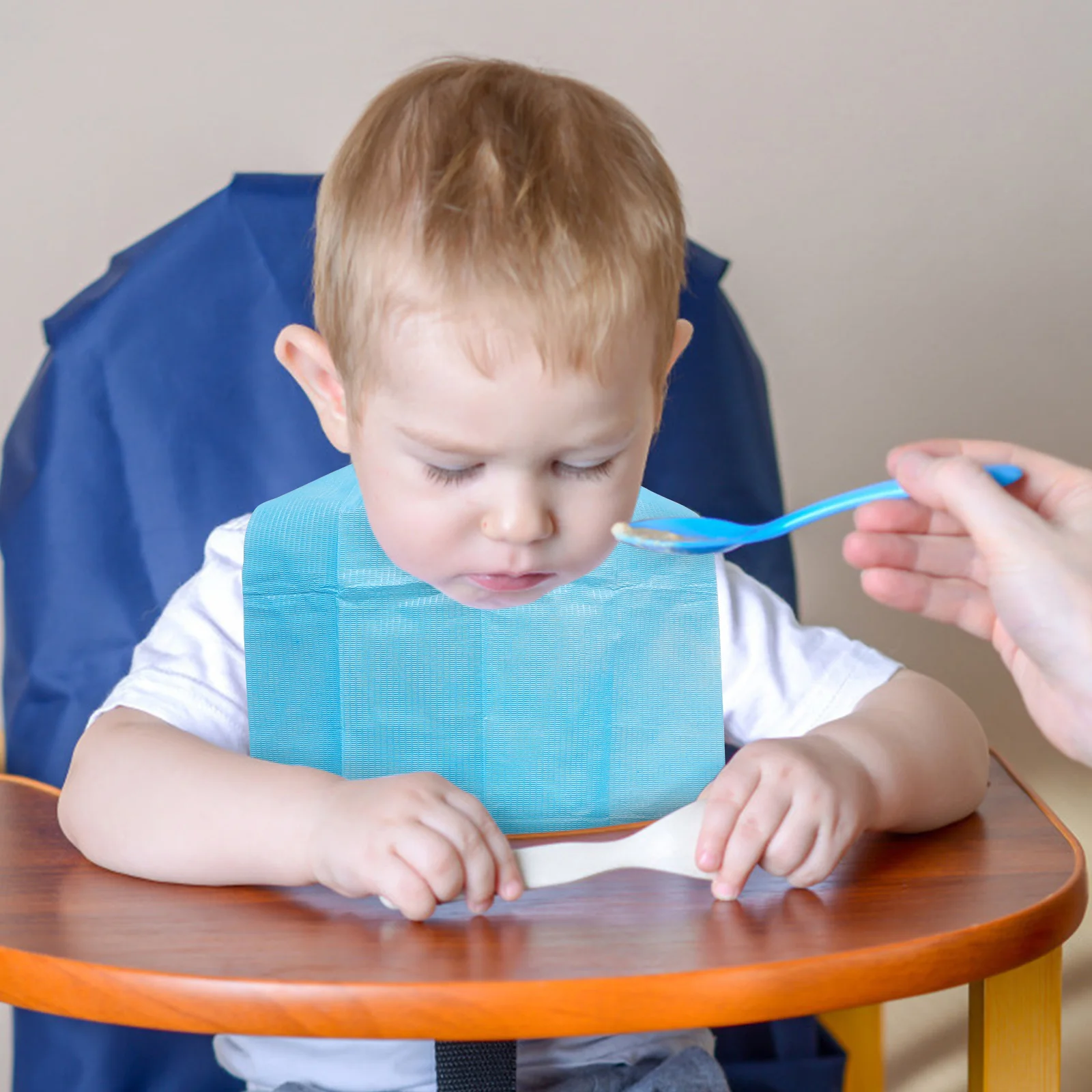 

120 шт., нагрудники для кормления, водонепроницаемые фартуки для пожилых людей, изысканный дизайн, анти-масляные одноразовые полотенца со слюной для столовой, портативные