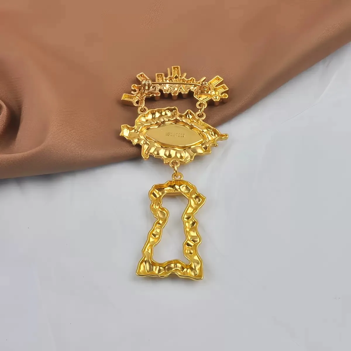 Vintage Großäugiges Abzeichen Cosplay Teufelsauge Brosche Luxus-Anstecknadel Halloween-Party Kostüm-Accessoires Quasten-Abzeichen Sammlerstück Geschenk – Detail 12