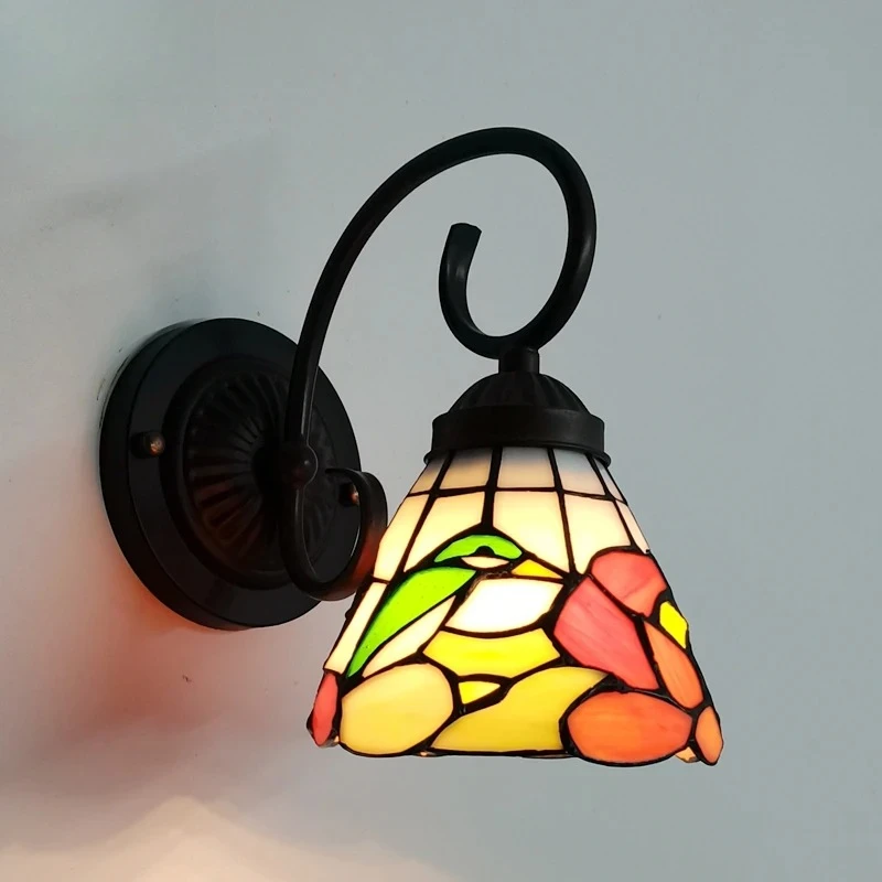 

American Bird Single Head Glass Wall Lamp Tiffany Style Bedroom Balcony Dining Room Creative Light Decorations Idyllic Peony