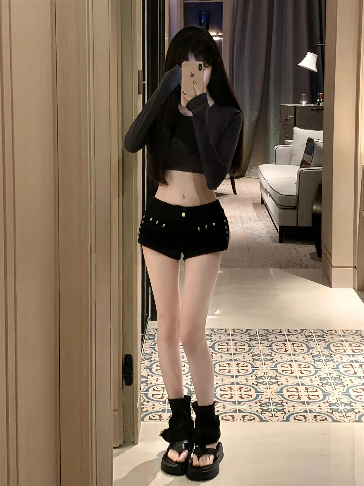 

Retro American Low-Waist Black Denim Shorts Women's Slimming Design Summer Hot Pants Casual Cotton Soft Washed Jeans Shorts