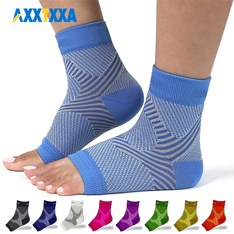 1 Pair Plantar Fasciitis Socks for Women & Men -  Ankle Compression Sleeve, Brace for Everyday Use - Provides Arch Support