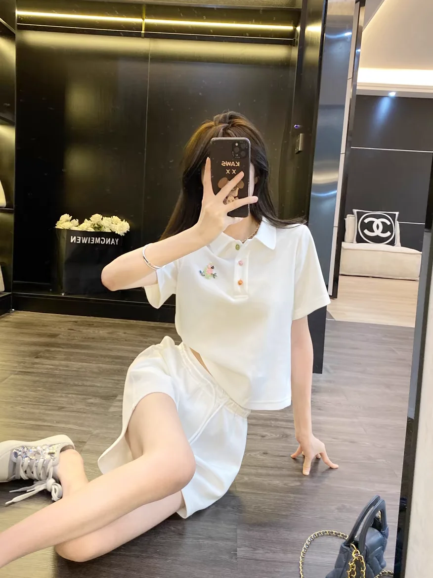 

Elegant Simple Versatile Parrot Embellished Top Shorts Set Cotton Summer Fashion Women's Two-Piece Suit Youthful Sparkle