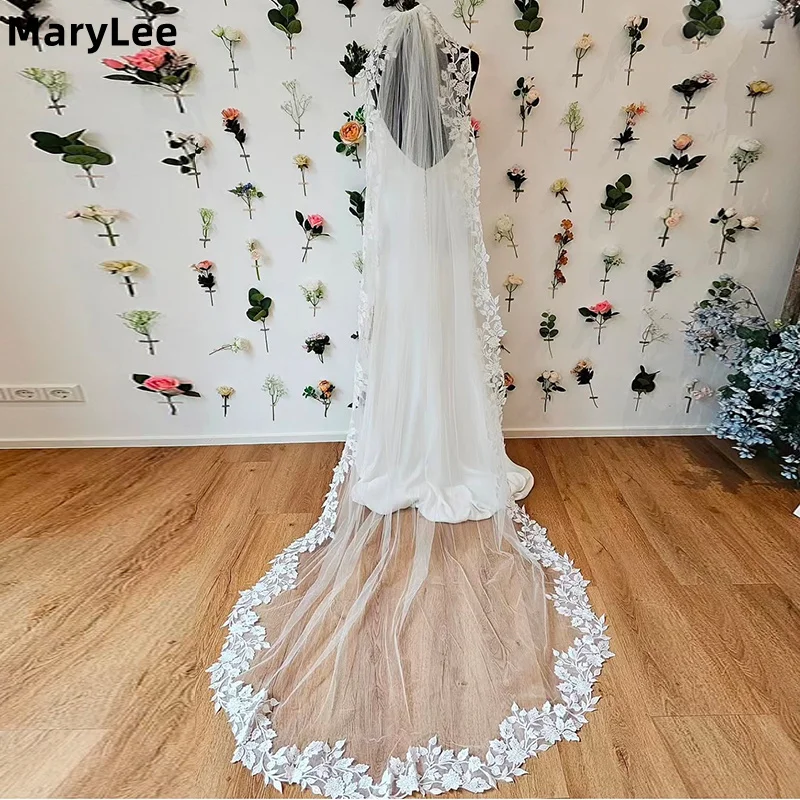 Floral Appliques Lace Trimmed Bridal Veil 1 Tier White Ivory Chapel Tulle Wedding Veil with Comb Wedding Accessories Customized