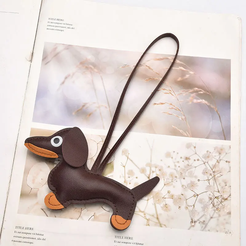 الجلود الألماني الكلب طوق قلادة المفاتيح سيارة حلقة رئيسية حقيبة ملحق الحيوانات الأليفة تحت عنوان هدية العنصر