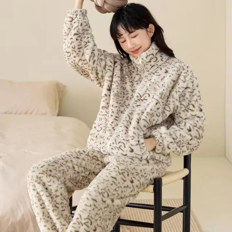

Women's Homewear Pajamas Flannel Coral Fleece Autumn Winter Girl Stand Collar Fleece-Lined Thickened Homeclothes Outerwear Suit