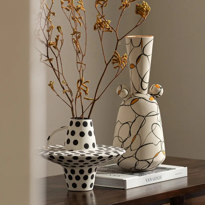 Modern Line Striped Ceramic Vase Flower Arrangement Dried Flower Vase Bookcase Desktop Decoration Crafts Furnishings