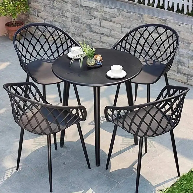 

Europe Outdoor Tables Up Lounge Make Nordic Black Minimalist Outdoor Tables Garden Dining Set Di Mobili Da Giardino Furniture