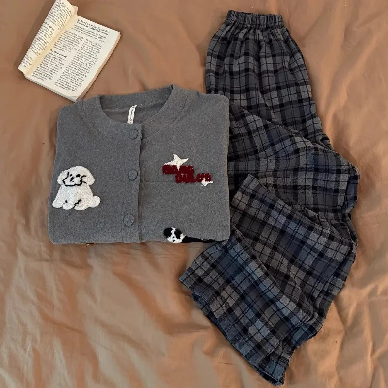 

Женский осенне-зимний комплект для дома из немецкого вельвета, серый, в корейском стиле, повседневный, утепленный, из чистого хлопка, пижама, которую можно носить на улице