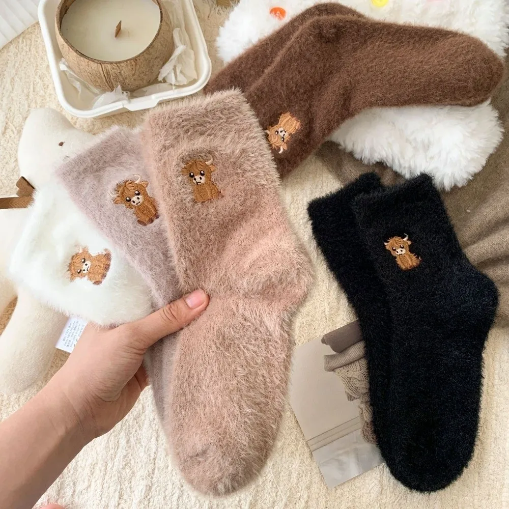 

Autumn Winter Warm Floor Socks Embroidered Cartoon Furry Socks Fleece Thickened Cute Carpet Home Socks Women