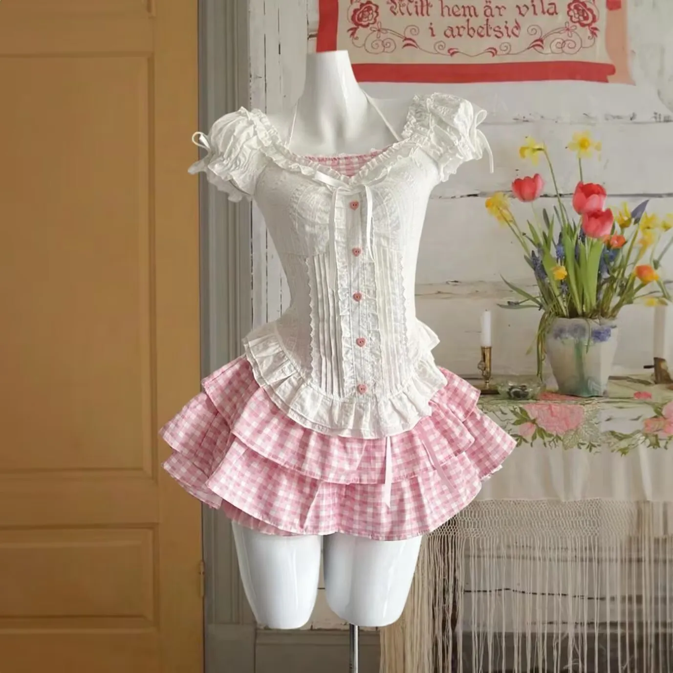 

Летний комплект из 2 предметов в стиле Лолиты, женский дизайн, элегантный тонкий бант, футболки Y2k, топы Kawaii, милая розовая клетчатая мини-юбка с высокой талией