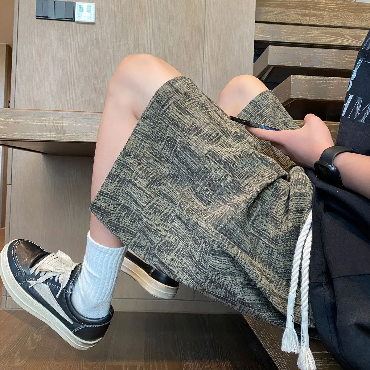 Casual Plaid Short Pants for Men Thin Large Size Teenagers Street Style Summer Fashionable Shorts Polyester Fiber Elastic Waist