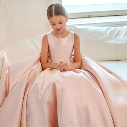 Simple Flower Girl Dress For Wedding Satin Sleeveless V-back With Bow Elegant Princess Birthday Party First Comminon Ball Gowns