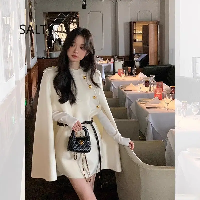 2026 New Style Women's Wool Coats Capes Autumn/Winter Princess Style Wool Cloak Woman