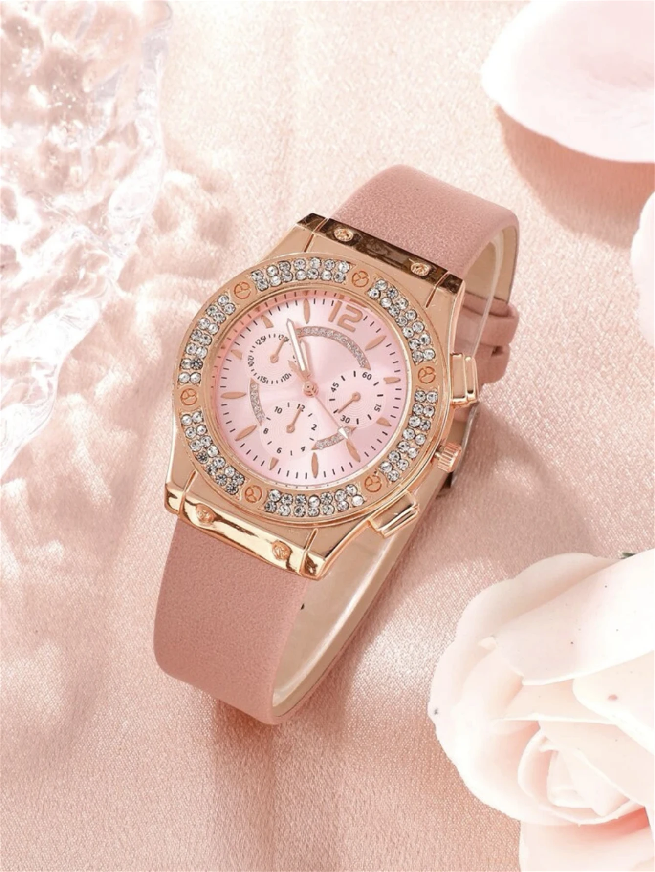 One Watches And Bracelet Set Luxury Rhinestone Women Fashion Elegant Wristwatch Quartz Watch For Girl Ladies Clock Relogio