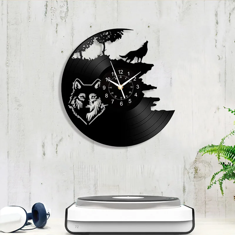 Roaring Wolf Vinyl Record Wall Clock Art Decoration Black Glue Record Design Clock Living Room Bedroom Home Decoration