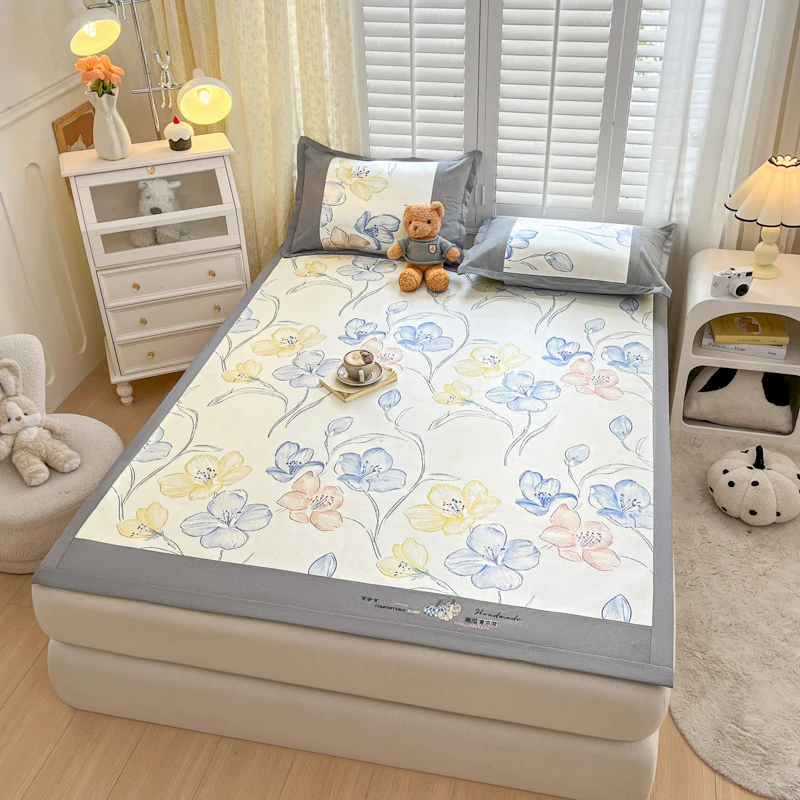 

Summer Thin Breathable Cooling Mat Set with 1 Cooling Mat And 1/2 Pillowcase High Air Permeability Smooth without Burs