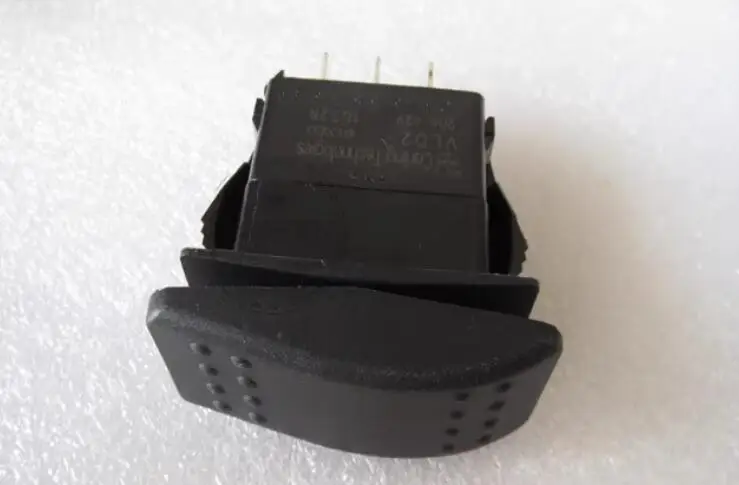 

Carling VLD2 1632R самоходный лодочный тип 6-контактный двухсторонний кулисный переключатель сброса 20A12V из США