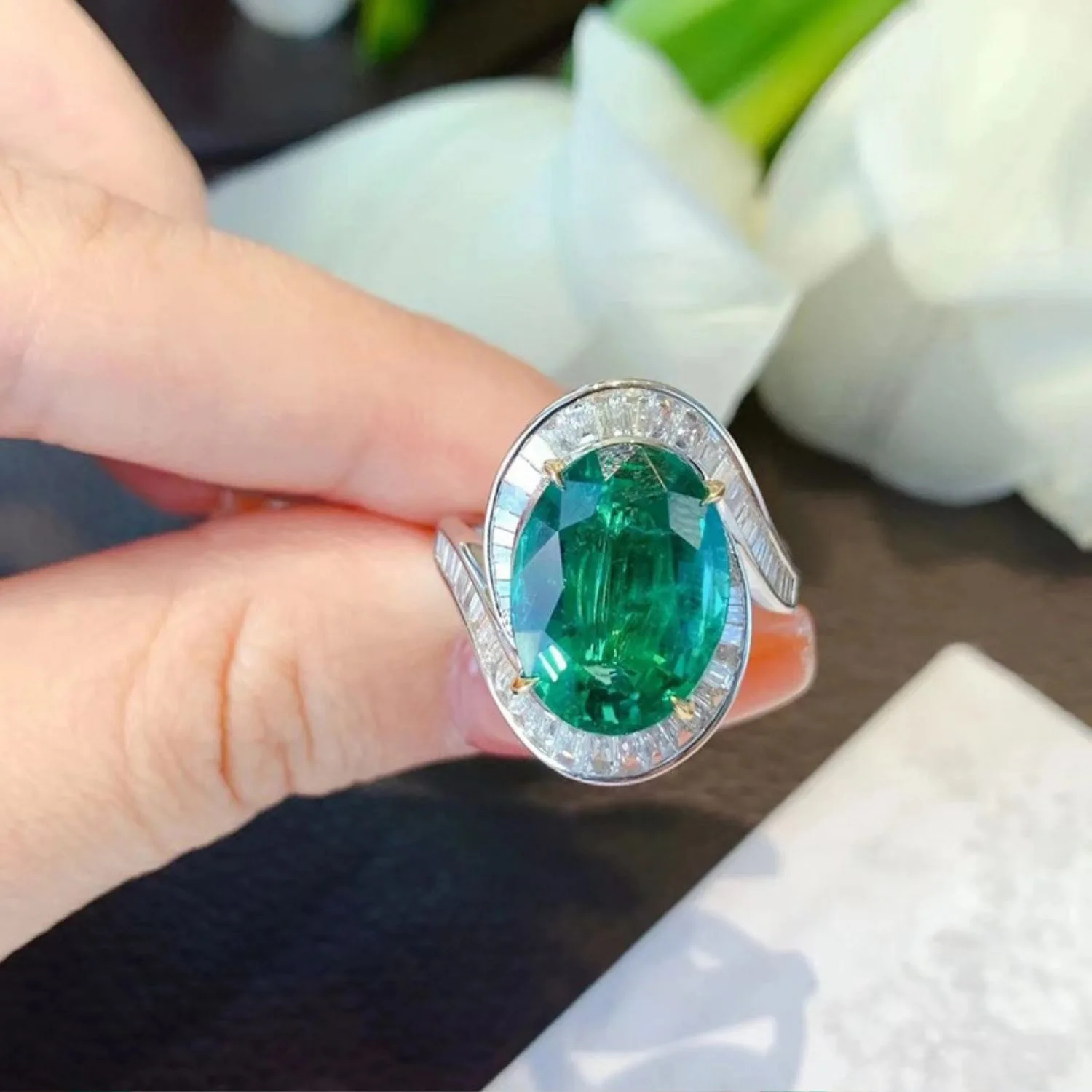 

Drunk neon green imitation natural Zambian emerald silver ring, green diamond women's ring