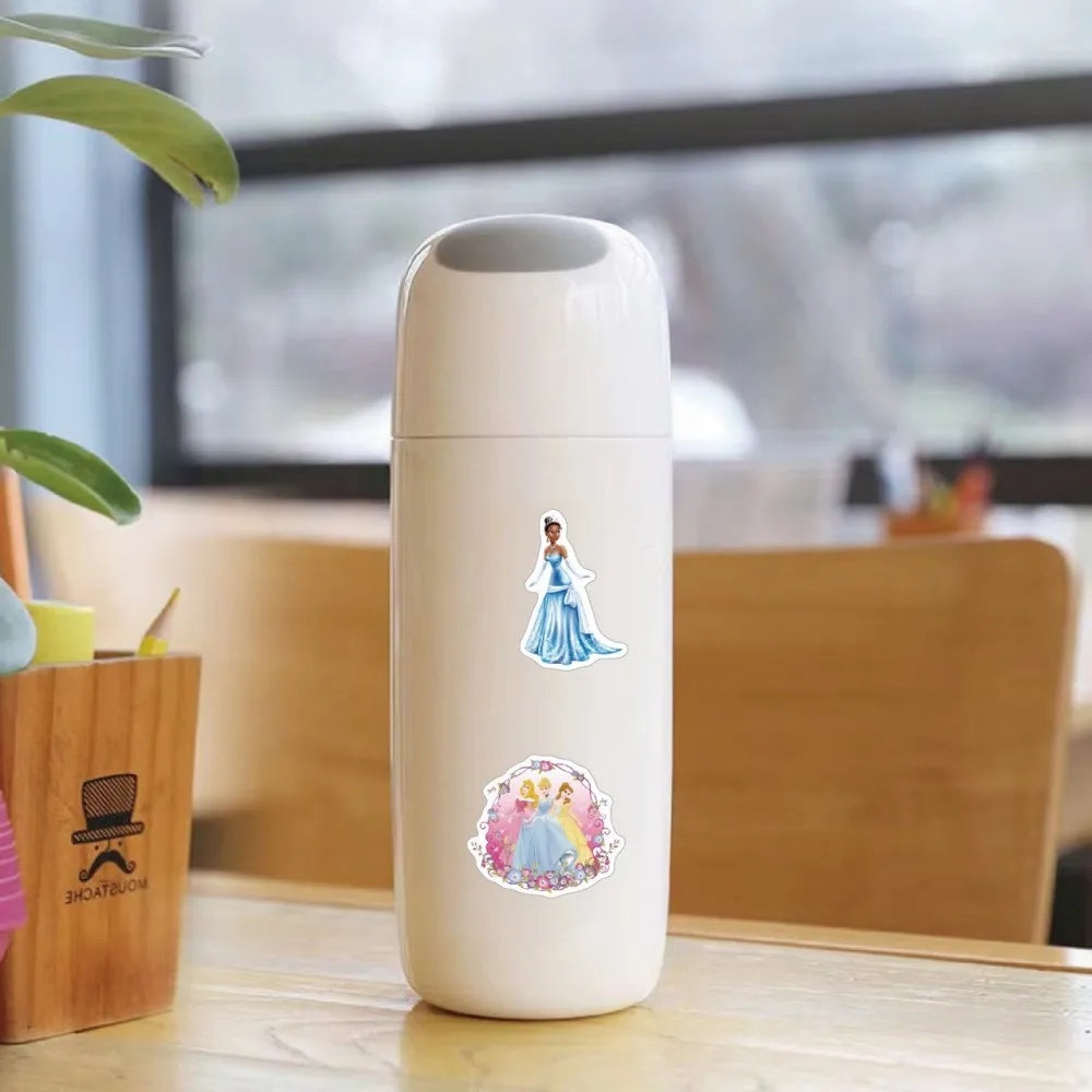 50pcsDisney Mix Princess Mickey Snow White Stickers Cute Cartoon Stickers Skateboarding Luggage Mobile Funny Stickers Decoration