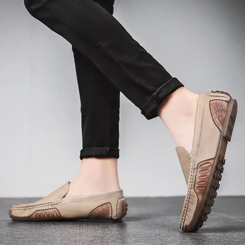 Zapatos de cuero genuino para hombre, mocasines juveniles, estilo inglés, novedad de verano, 2024