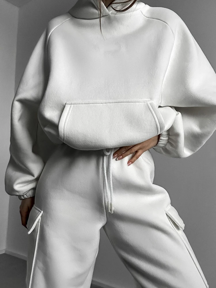 Autunno 2025 set con cappuccio sportivo casual da donna nuovo Felpe con cappuccio tascabili a maniche lunghe tinta unita Pantaloni da lavoro con lacci Set da due pezzi da donna