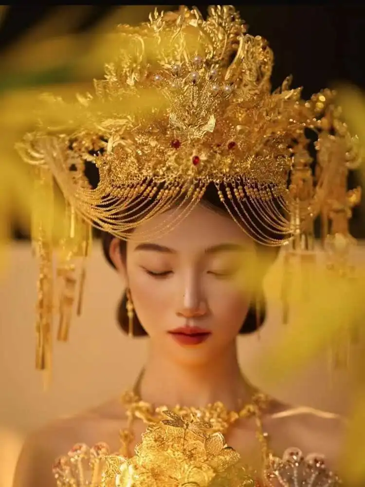 

High-end Gold Phoenix Crown Bridal Hair Accessory Xiuhe Hanfu Wedding Dress Hair Crown Chinese Style National Style Wedding