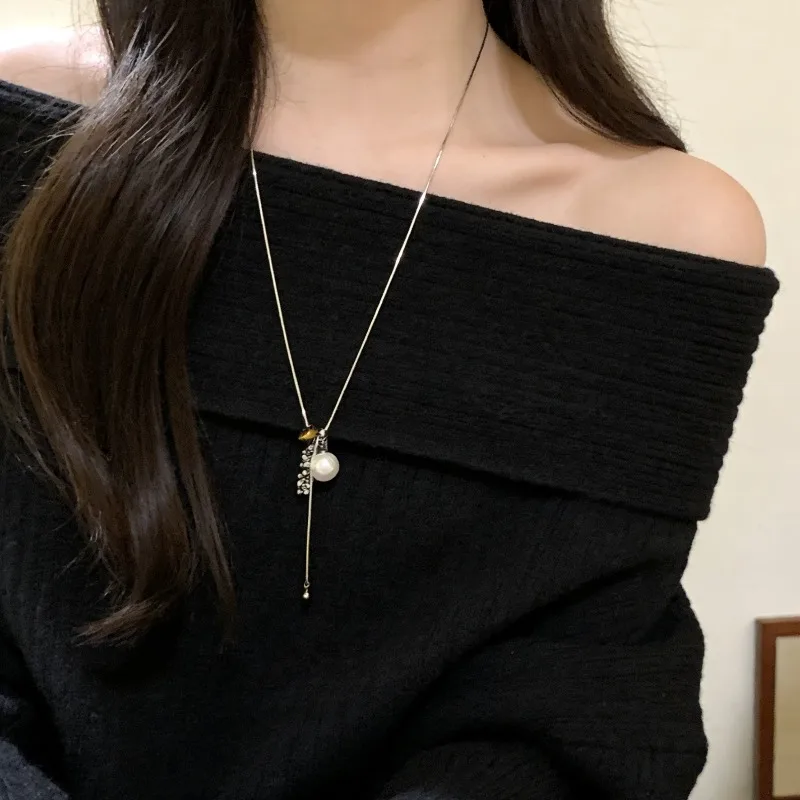 Vintage Tiger Eye Faux Pearl Grape Cluster Tassel Sweater Chain Necklace For Women Fall Winter Artistic Layered Premium Daily