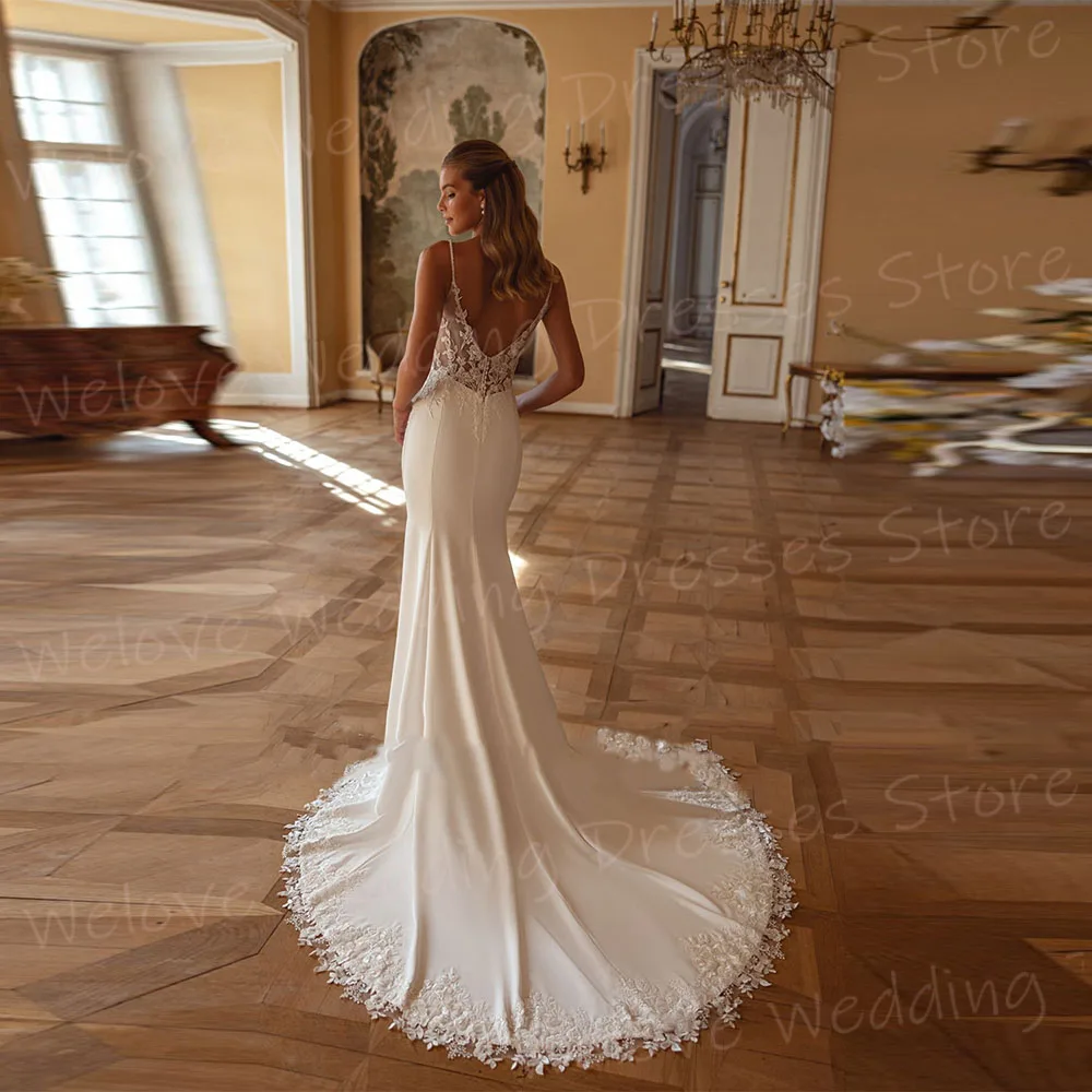Beautiful Mermaid Women's Wedding Dresses Lace Appliques Backless Customized Vestidos De Novia Bride Gowns V Neck Vestidos Boda
