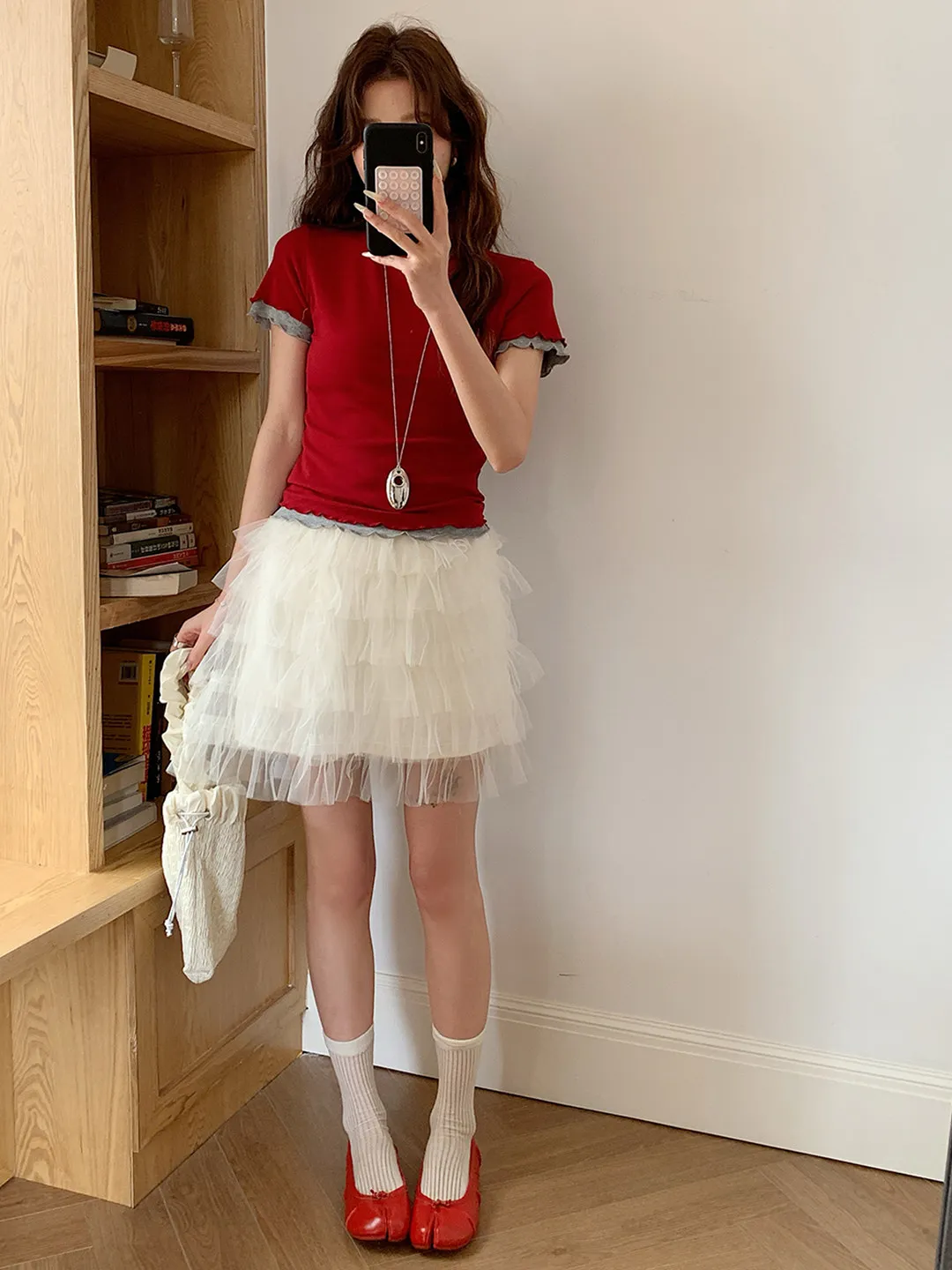 

Юбка А-силуэта в стиле принцессы с кружевной отделкой из пышной полиэстеровой ткани для молодых женщин: красивая и омолаживающая летняя юбка