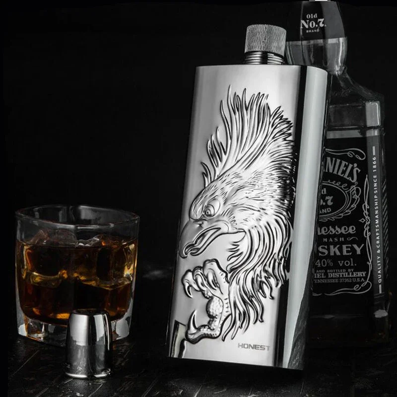 17 Oz Flagon Eagle Pattern Whiskey Wine Pot Flask Stainless Steel Hip Flask Liquor Alcohol Cap Travel Drinkware with Gift Box
